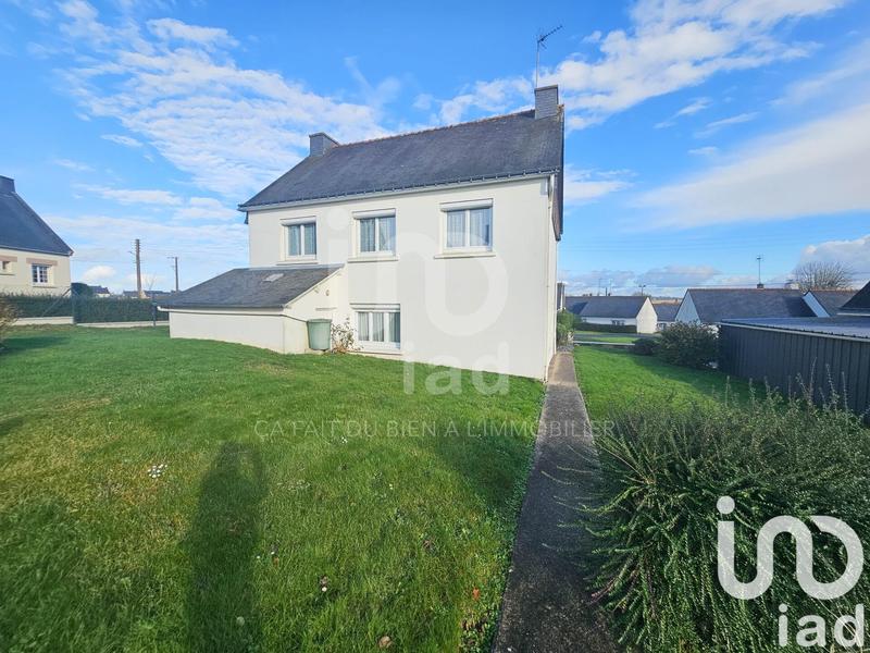 Maison - 120 m² - 8 pièces