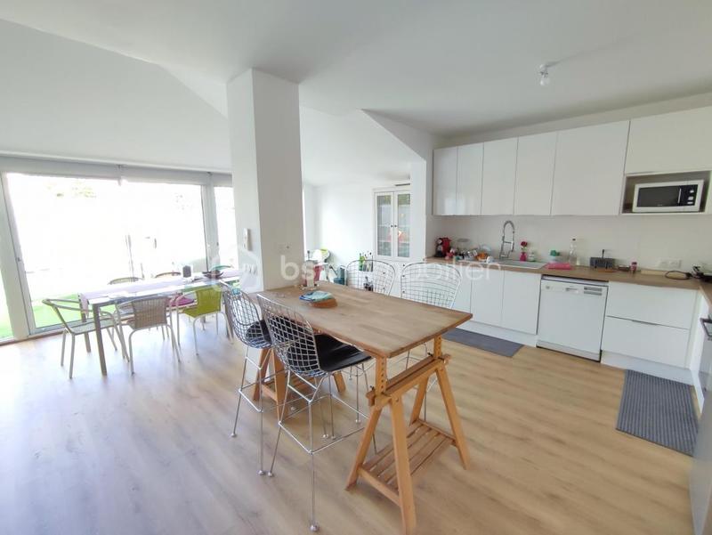 Pavillon - 164 m² - 6 pièces