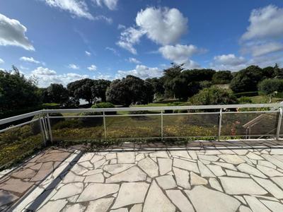 Maison - 195 m² - 6 pièces