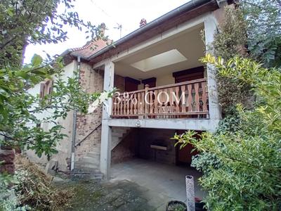 Maison - 160 m² - 6 pièces