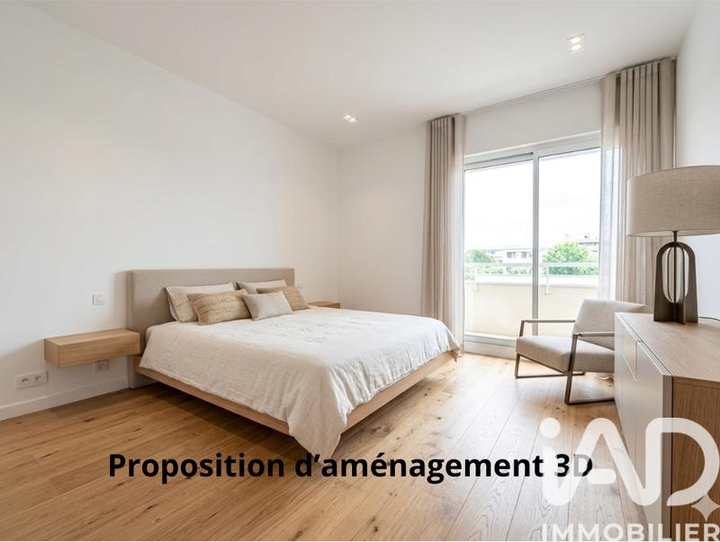 Appartement - 141 m² - 6 pièces