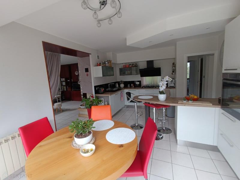 Maison - 119 m² - 8 pièces