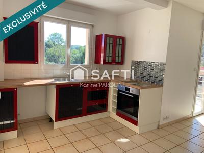 Appartement - 100 m² - 4 pièces