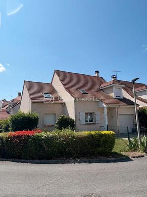 Maison - 125 m² - 7 pièces