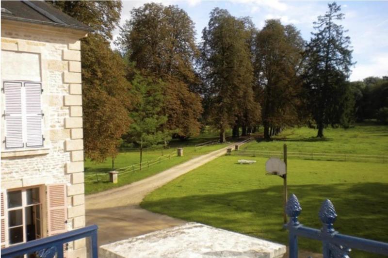 Château - 2 000 m² - 40 pièces