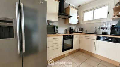 Maison - 122 m² - 6 pièces