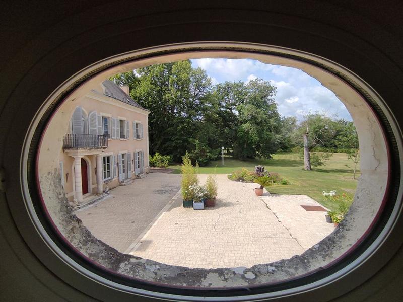 Château - 980 m² - 27 pièces