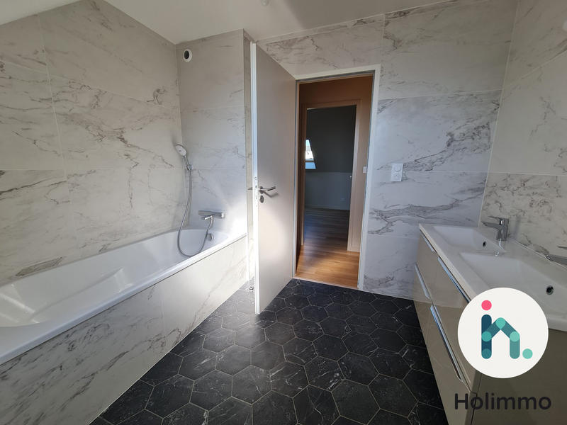 Maison - 122 m² - 5 pièces