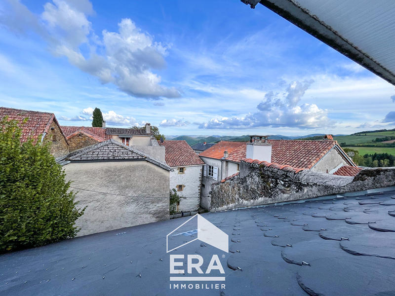 Maison - 121 m² - 5 pièces