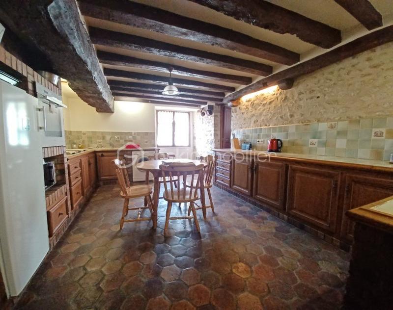 Moulin - 216 m² - 6 pièces