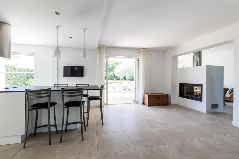 Maison - 200 m² - 7 pièces