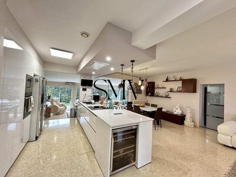 Villa - 163 m² - 5 pièces