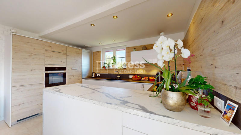 Maison - 147 m² - 7 pièces