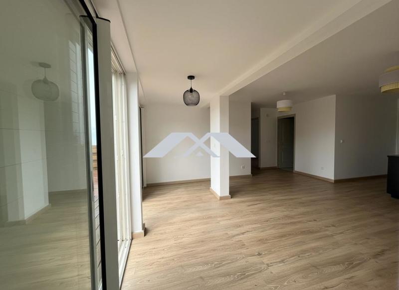 Maison - 76 m² - 3 pièces