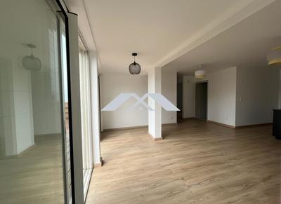 Maison - 76 m² - 3 pièces