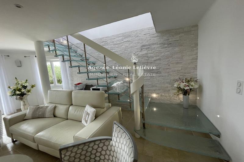 Maison - 145 m² - 5 pièces