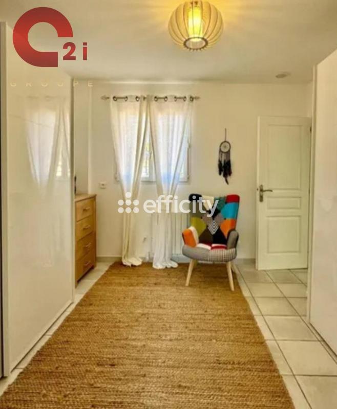 Maison - 203 m² - 7 pièces