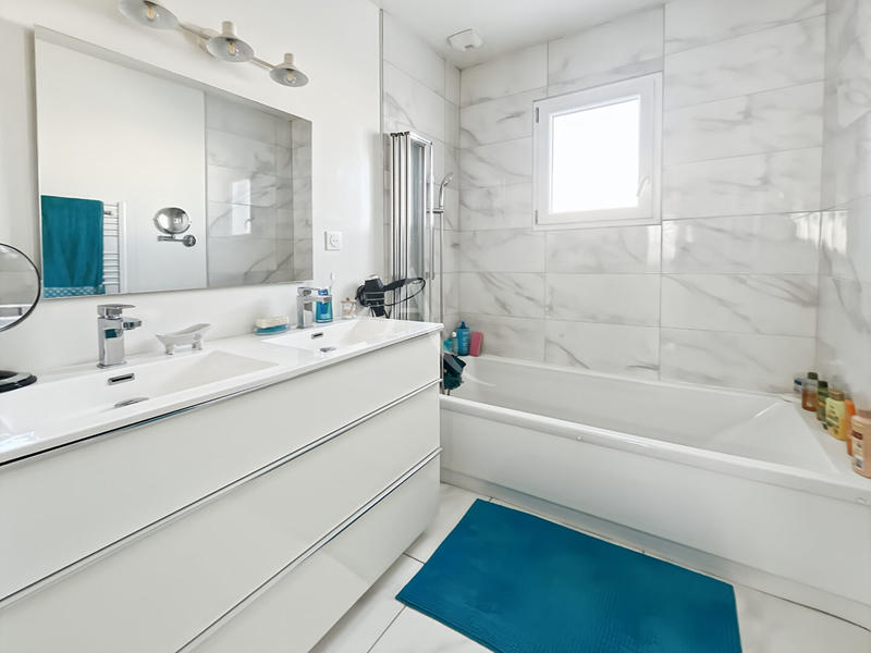 Maison - 109 m² - 5 pièces