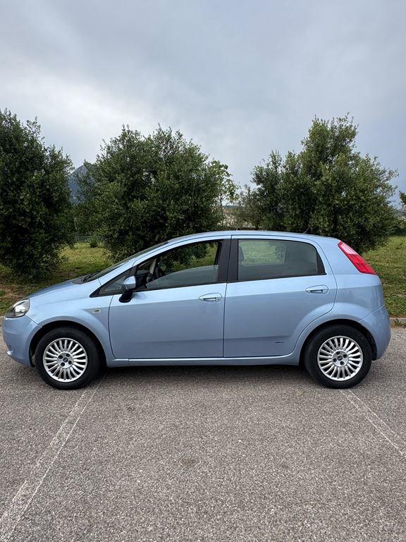 Fiat Grande Punto 1.4i 80/ Revision Ok/ Embrayage Ok