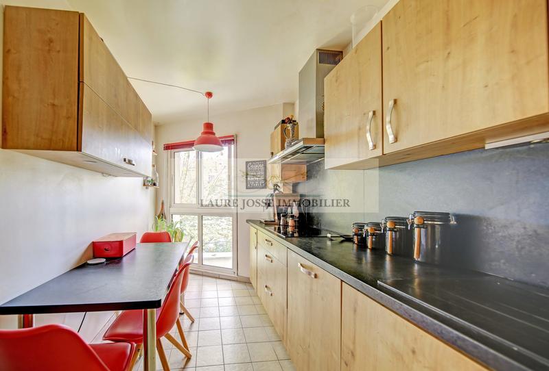 Appartement - 100 m² - 4 pièces