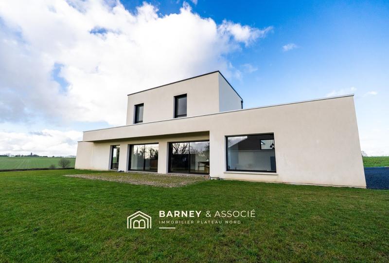 Maison contemporaine - 131 m² - 6 pièces