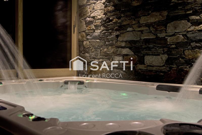 Châlet - 328 m² - 13 pièces