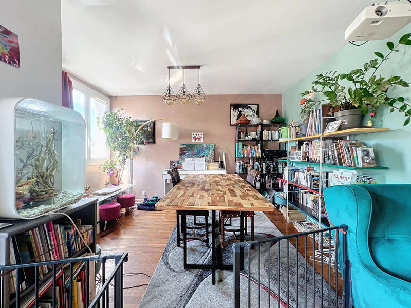 Appartement - 82 m² - 5 pièces