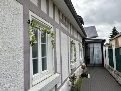 Maison - 145 m² - 6 pièces