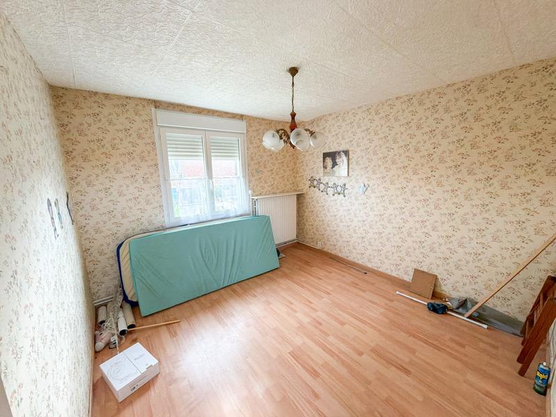 Maison - 185 m² - 8 pièces