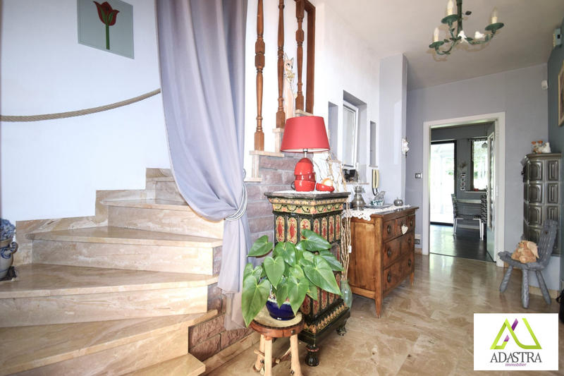 Maison - 173 m² - 7 pièces