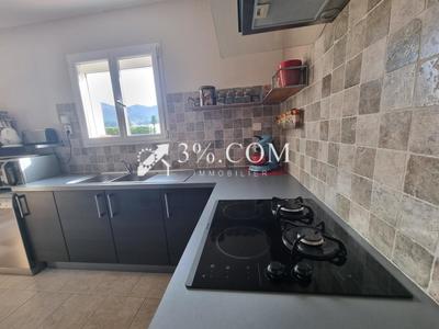 Villa - 101 m² - 4 pièces