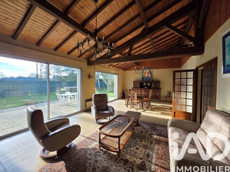 Maison - 143 m² - 5 pièces