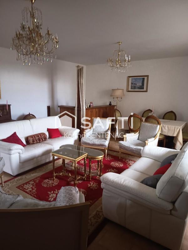 Maison - 208 m² - 7 pièces