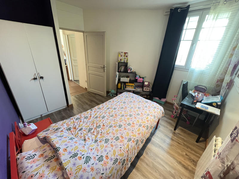 Maison - 244 m² - 10 pièces