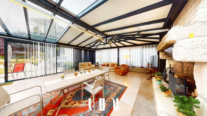 Château - 400 m² - 5 pièces