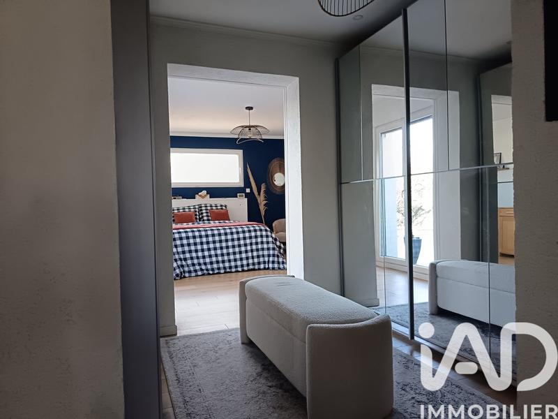 Maison - 93 m² - 6 pièces