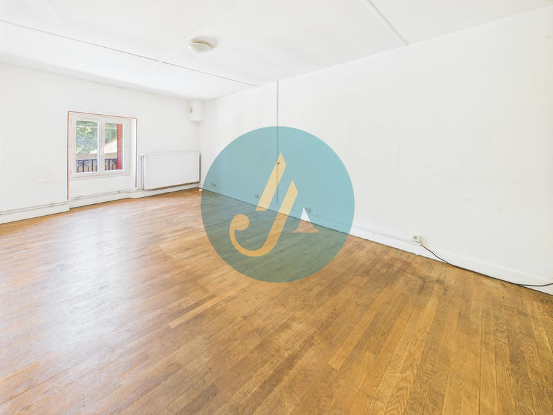 Maison - 131 m² - 6 pièces