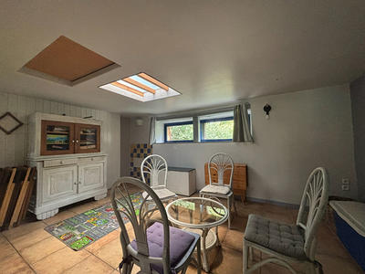 Maison - 214 m² - 7 pièces