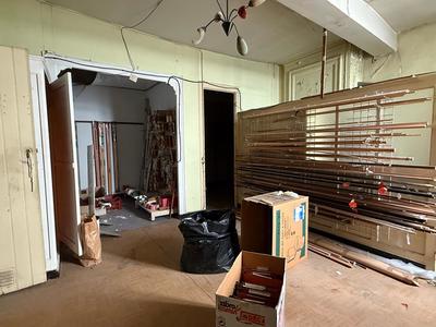 Maison - 975 m² - 10 pièces