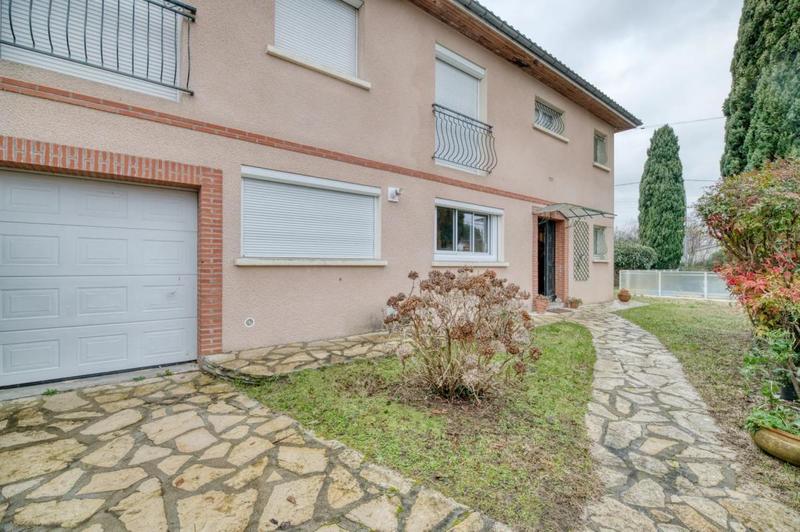 Maison - 196 m² - 7 pièces