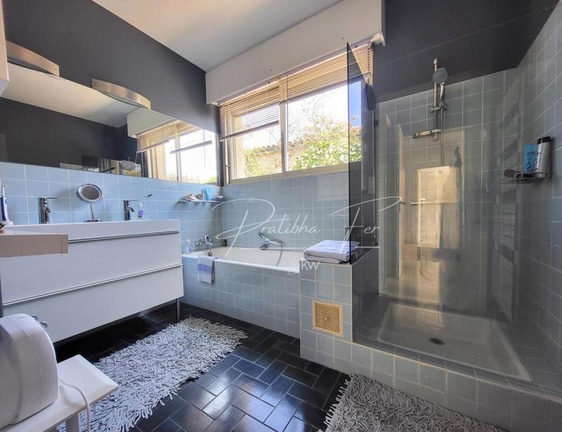 Maison - 166 m² - 5 pièces