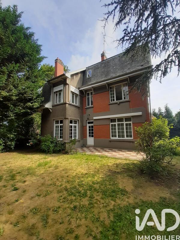 Maison - 181 m² - 7 pièces