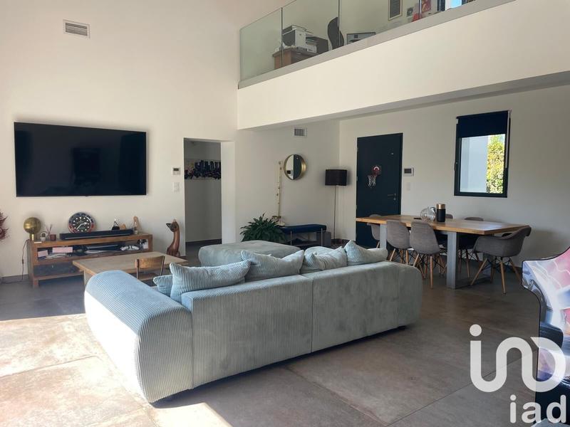 Maison - 140 m² - 5 pièces