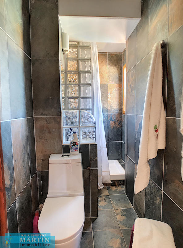 Villa - 269 m² - 12 pièces