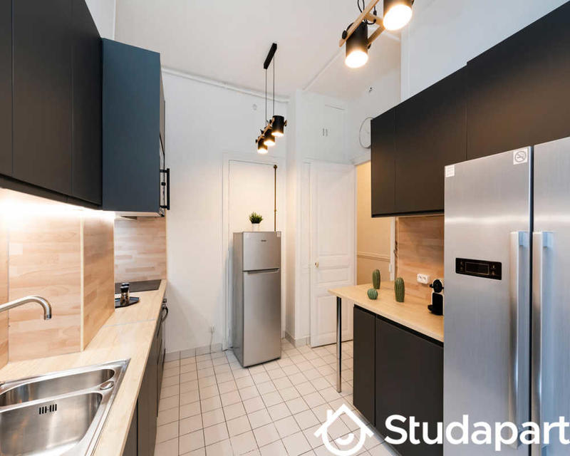 Chambre - 170 m² - 1 pièce