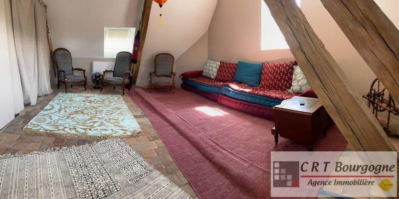 Maison ancienne - 248 m² - 9 pièces