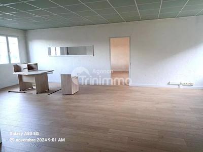 Local commercial - 198 m²