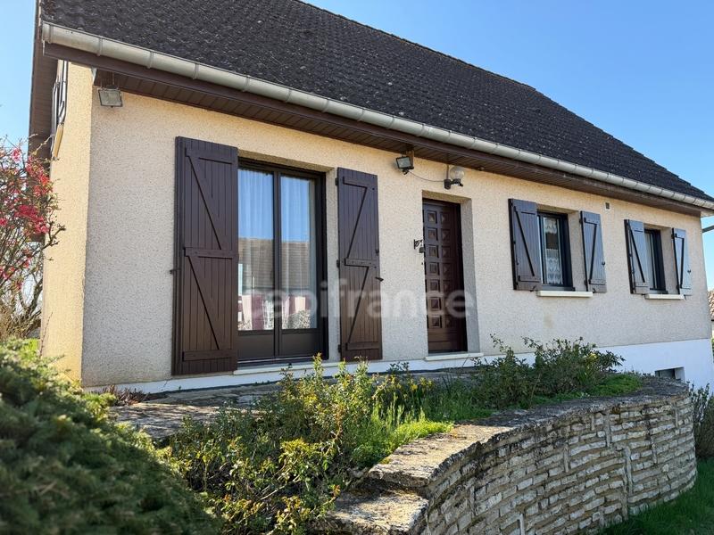 Maison - 141 m² - 7 pièces
