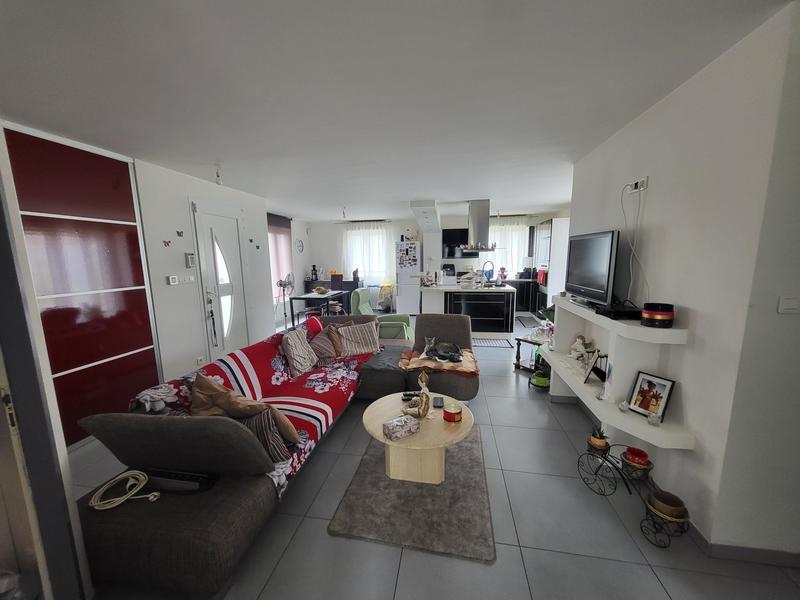 Maison - 91 m² - 5 pièces