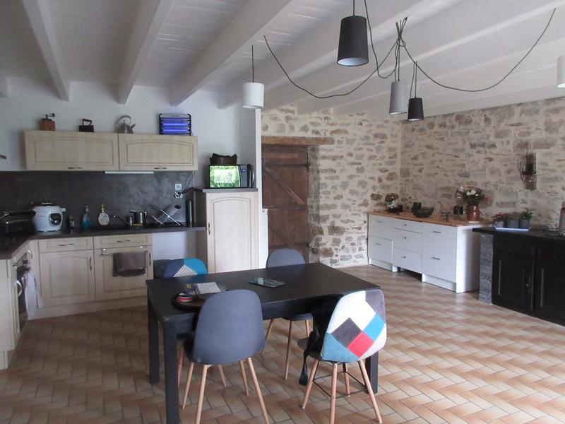 Maison ancienne - 175 m² - 6 pièces